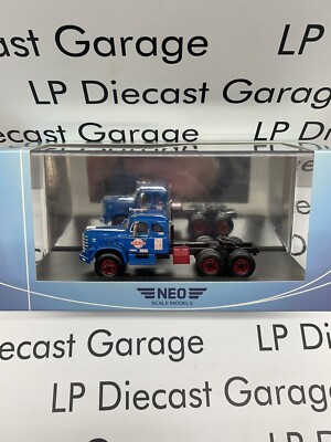 NEO SCALE MODELS 1955 Diamond T 921B Interstate Blue Semi Truck 1:64 Scale Resin