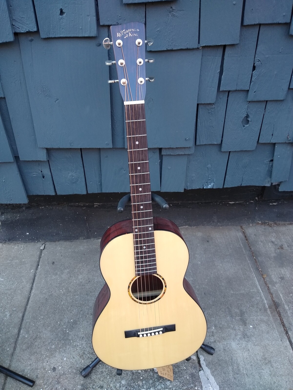 Recording King RP-G6 parlor acoustic guitar (open box / used
