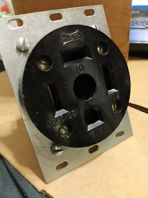 Electrical Outlets Receptacles Business Industrial Eagle 9460 60 Amp 125 250v 3p 4w Grounding Nema 14 60 Flush Mount Receptacle