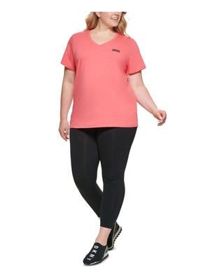 

Женская коралловая футболка с коротким рукавом и V-образным вырезом DKNY SPORT Plus, Коралл