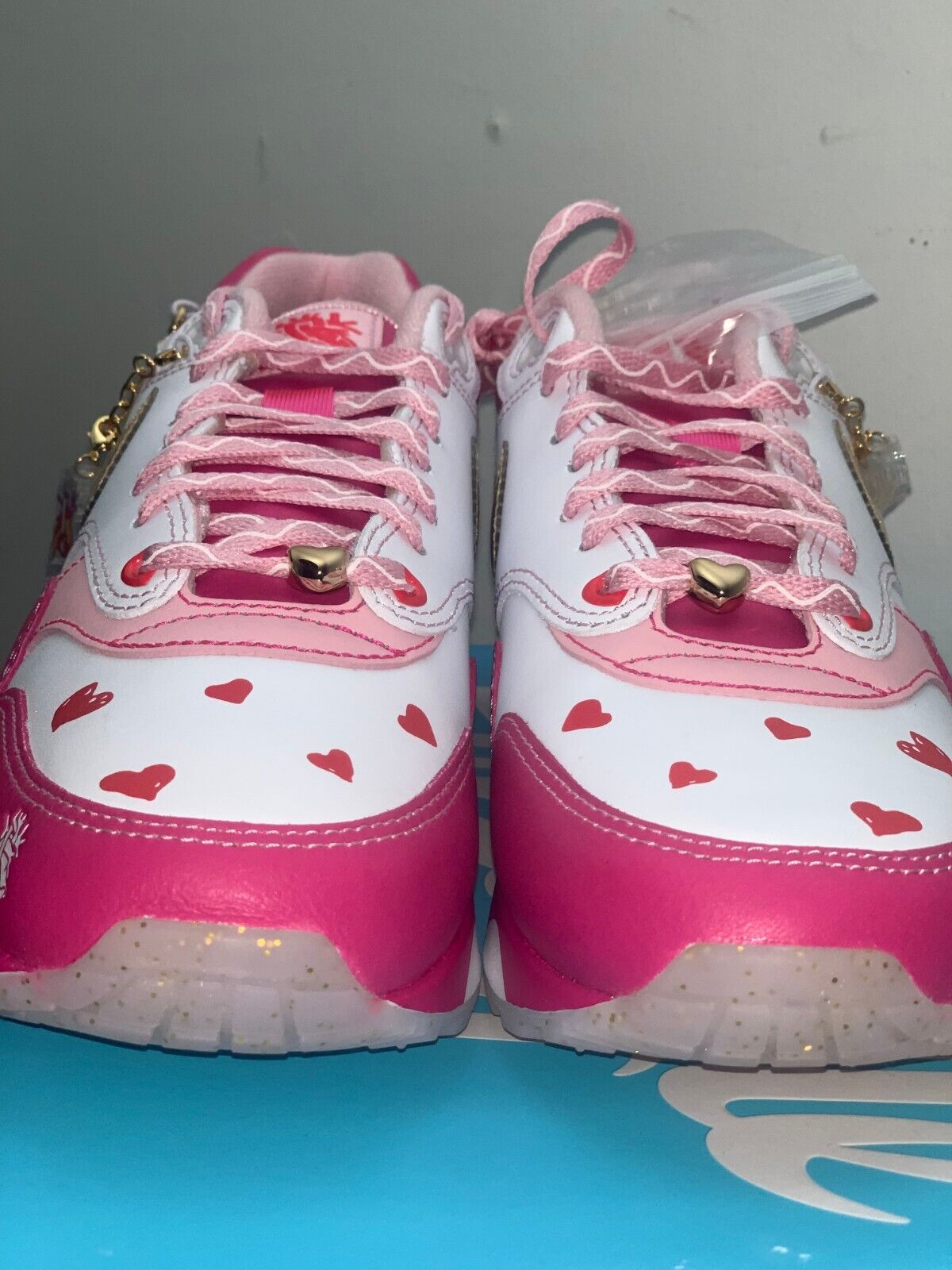 Pre-owned Nike Size 11 -  Air Max 1 '86 Low Doernbecher Xix In Pink