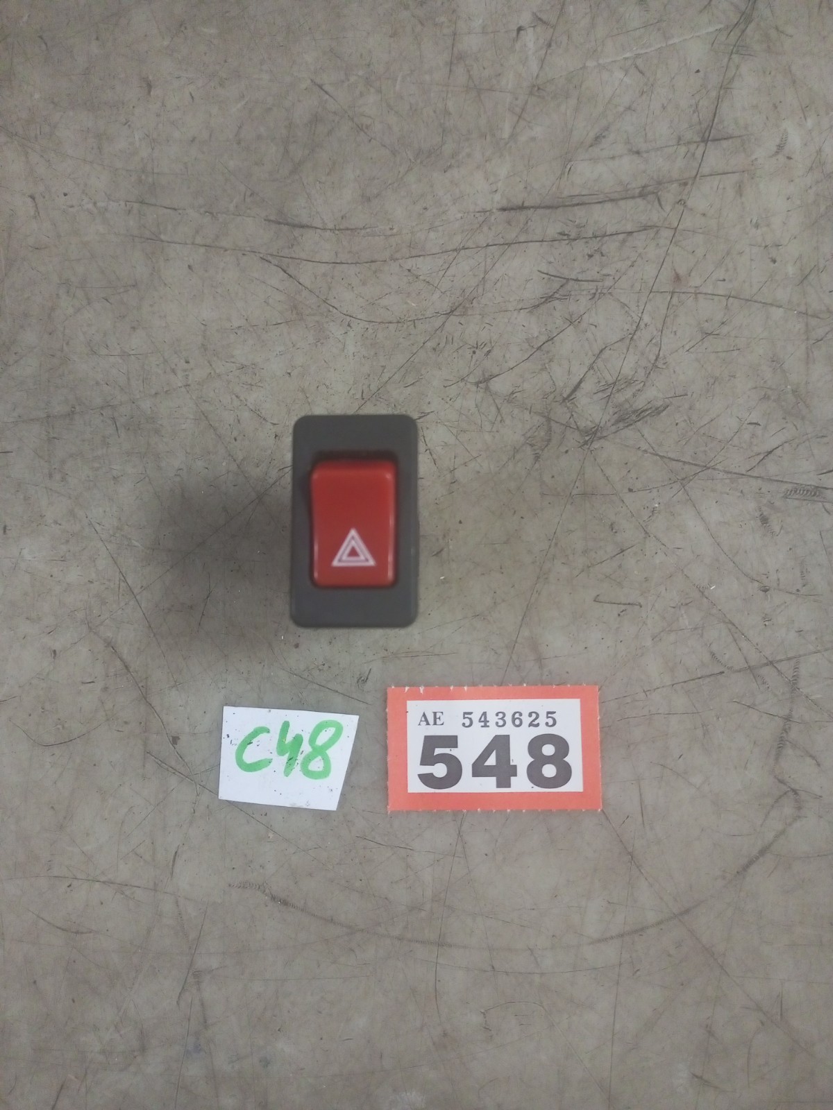 NISSAN TERRANO MK1 HAZARD SWITCH 15106 #C48.548