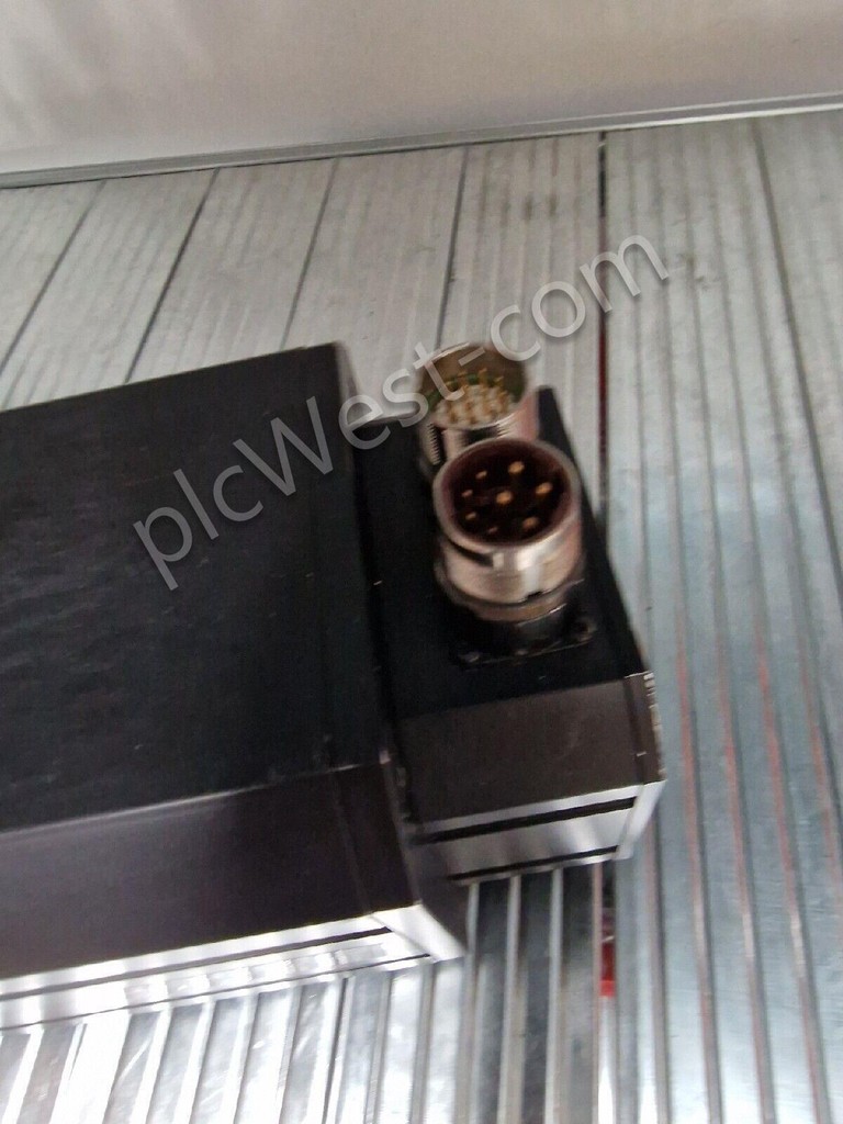 Bonfiglioli Vectron BTD5-2730-30-400-FD24 8Y6T10001 SERVO MOTOR Stock: AK230383 — 4