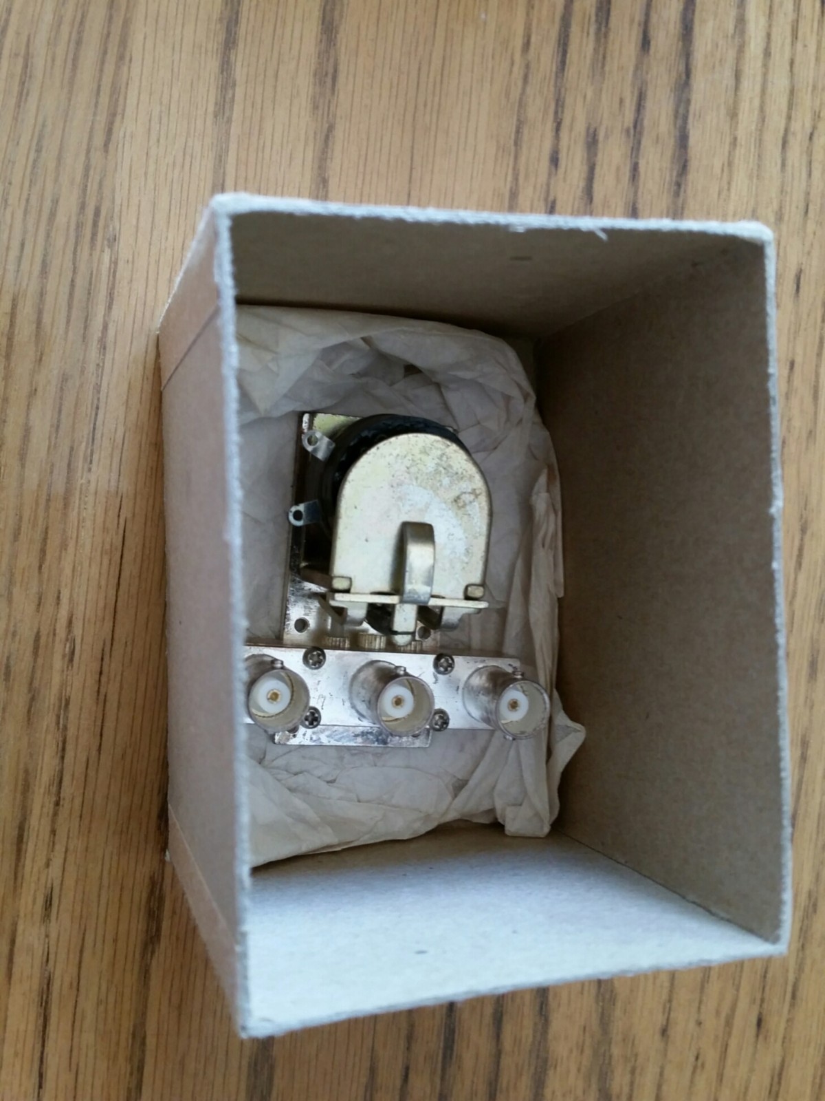 DOW KEY 110 VAC COAXIAL RELAY DK67-A-NS-BNC  ( RARE ) ( Free shipping )