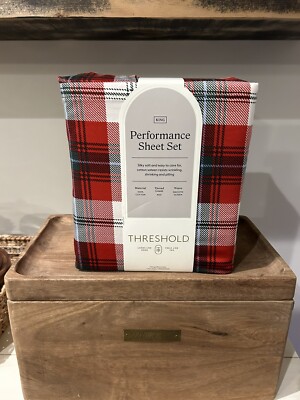 King 400 Thread Count Performance Holiday Sheet Set Green/Red Plaid - Threshold
