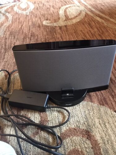 Bose SoundDock Series III 3 Digital Music System Lightning Bose SoundDock Series III 3 Digital Music System Lightning