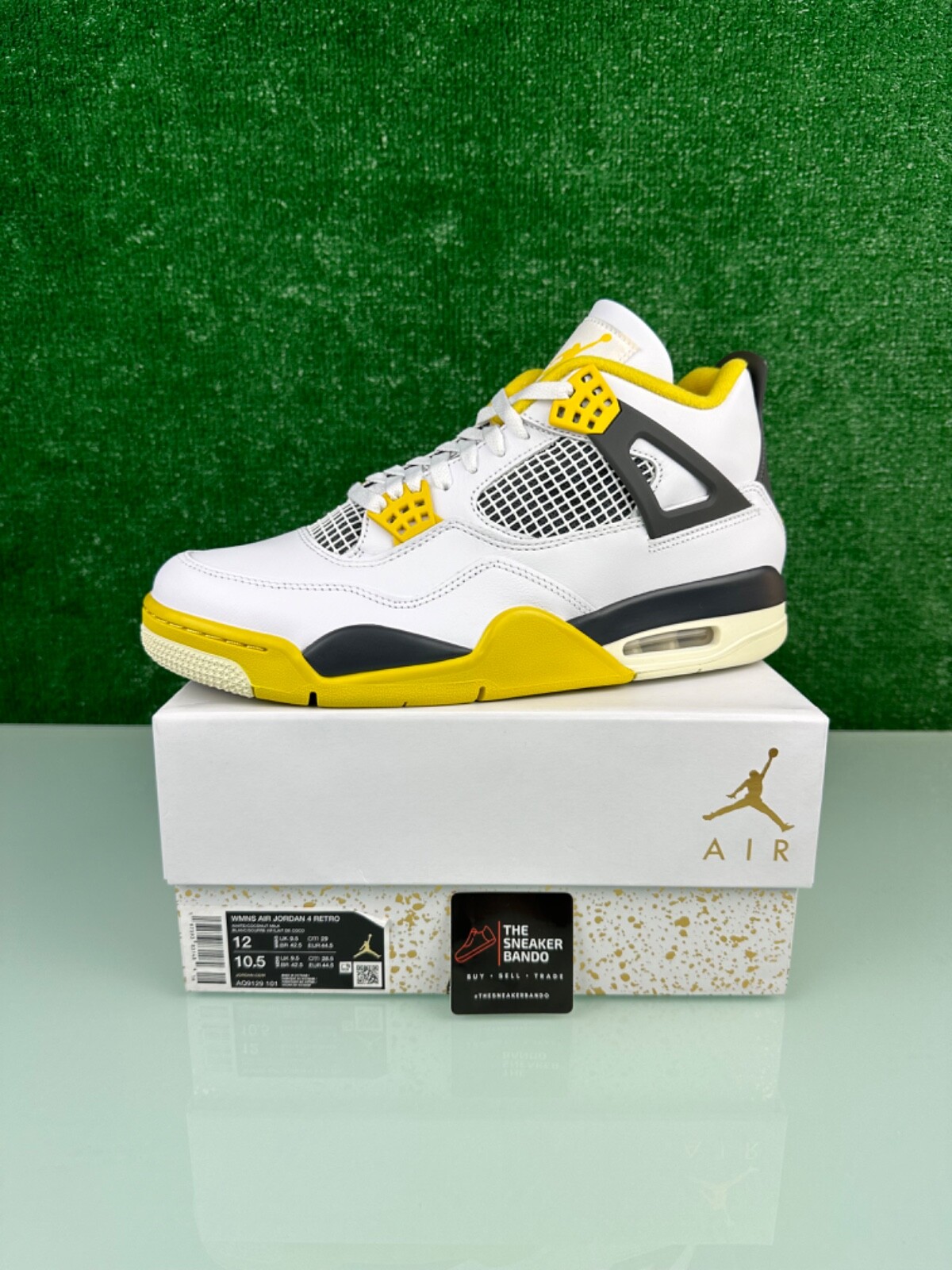 シューズ(男性用) AIR JORDAN 4 RETRO #170SAIL/MGOLD 51f4u8bVqiL._AC_SY575_.jpg