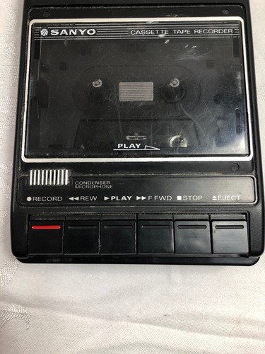 Vintage Sanyo Portable Cassette Recorder Slim 2 TESTED Drags