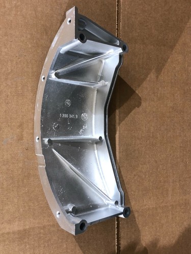 その他 Belle BMW E30 OIL PAN BELL HOUSING RECONDITIONED 1286341