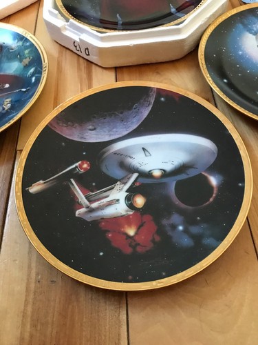 star trek plates
