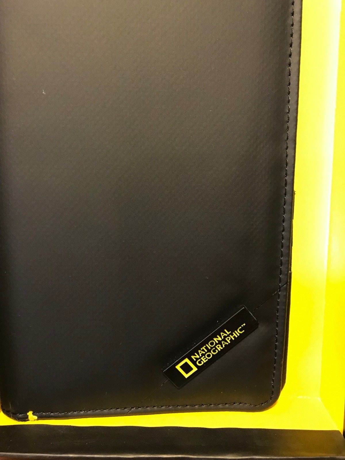 National Geographic Travel Wallet Passport Holder Cover Card I.D. Case New ID