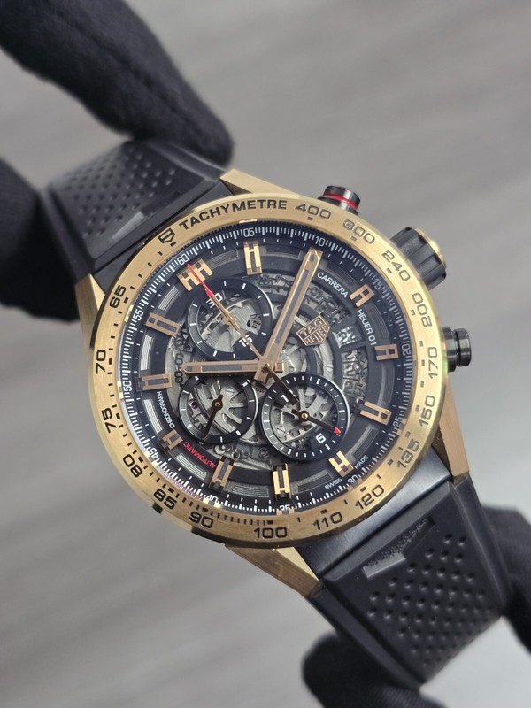 TAG Heuer Carrera Men's Black Watch - CAR205B W/ B&P