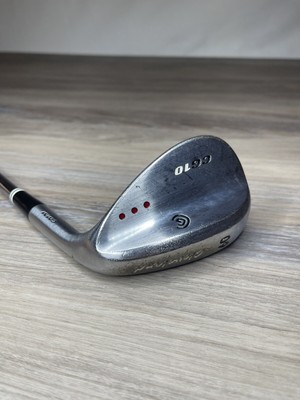 Cleveland Golf Club CG10  60* Wedge Dynamic Gold Shaft 3 Red Dot Ping Grip