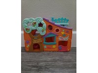littlest pet shop fitness center