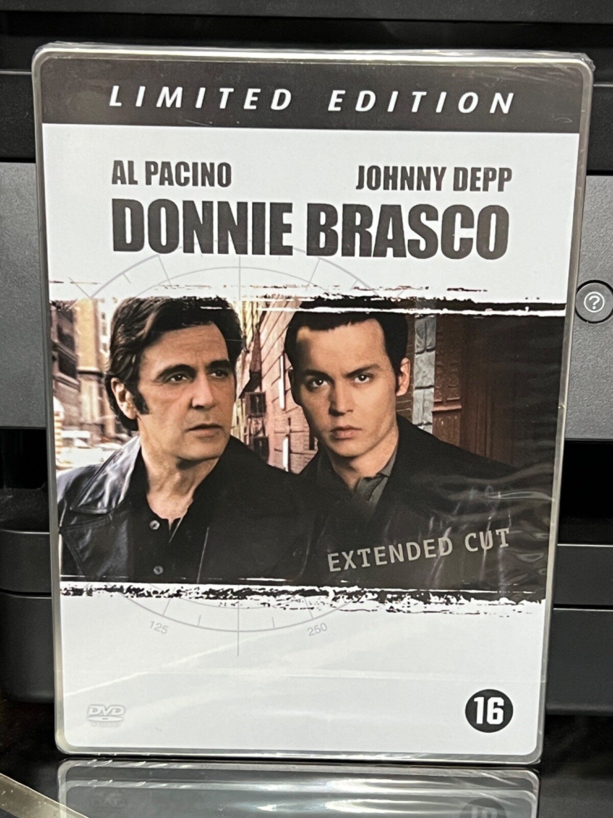 その他 Donnie Brasco [Blu-ray] Import Amazon.com: Donnie Brasco (Extended Cut) [Blu-ray] : Al