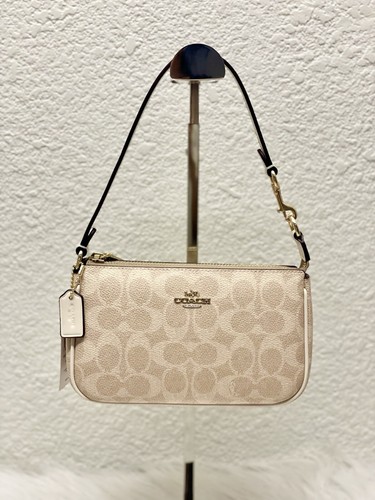 【COACH】Nolita 19 Signature Canvas/Sand Chalk $_12.JPG?set_id=880000500F