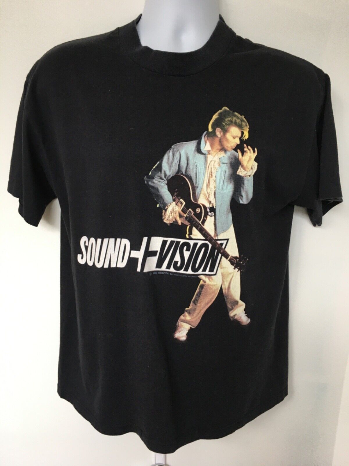 Vintage 1990 David Bowie Sound Vision World Tour T Shirt Vintage 1990 David Bowie Sound Vision World Tour T Shirt