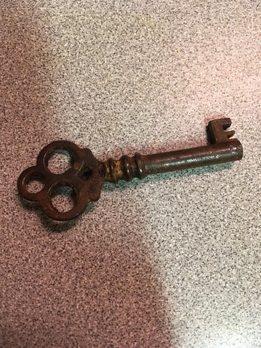 Antique Victorian Skeleton Barrel Key
