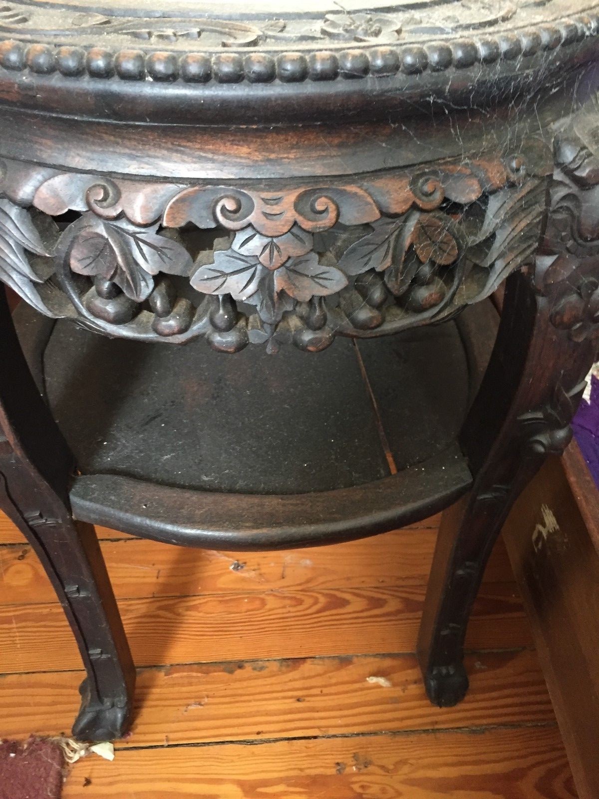 Vintage Carved Round Chinese 1890-1910 Wood and Marble Table