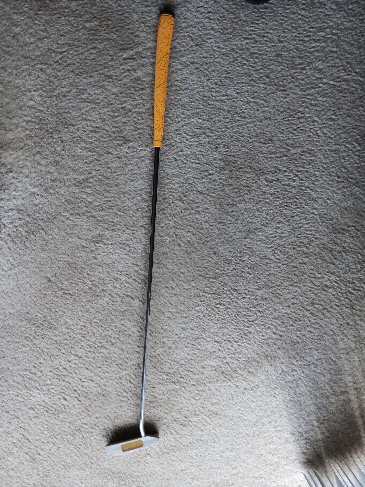 ADAMS GOLF A7 Select 61 Series Putter Right Handed W/ Headco