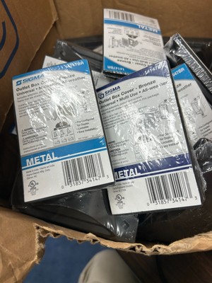 25 Sigma Engineered Solutions 1-Gang Universal Weatherproof Cover 14147BR