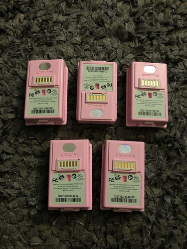 Official Xbox 360 Battery Rechargeable Pack Pink Microsoft