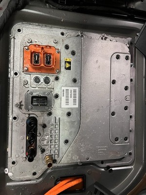 Volvo V60 Voltage converter inverter 31673433