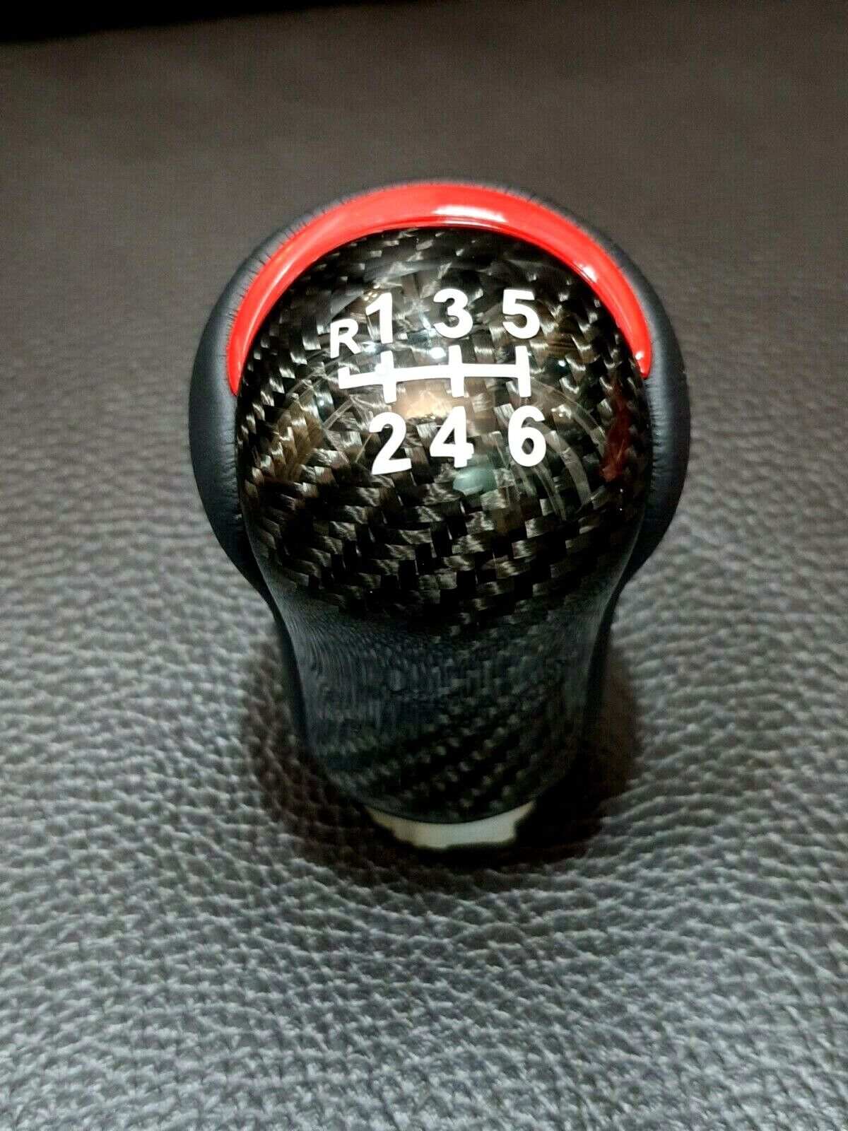 Toyota Toyota Hilux Revo Vigo 6 Speed Shift Knob M/T Carbon Toyota Toyota Hilux Revo Vigo 6 Speed Shift Knob M/T Carbon
