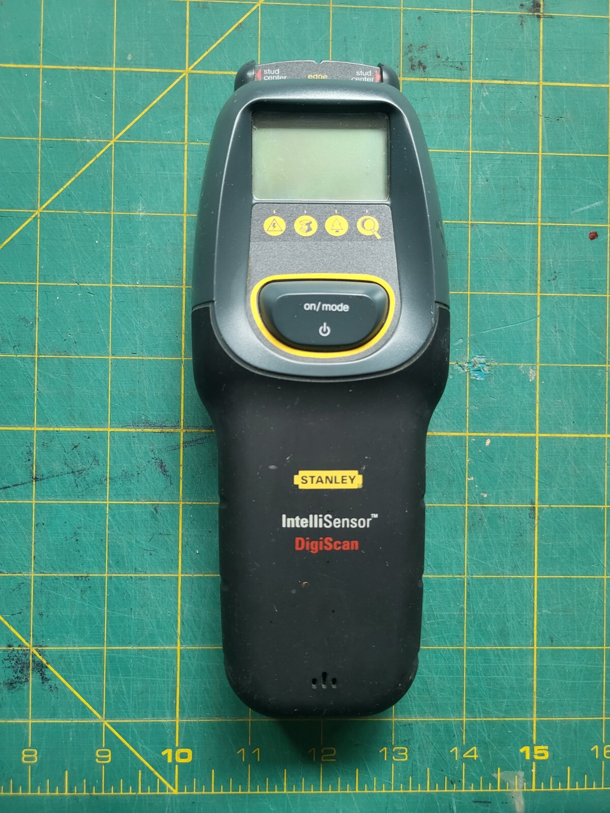 STANLEY IntelliSensor DigiScan Electronic Stud Finder Sensor