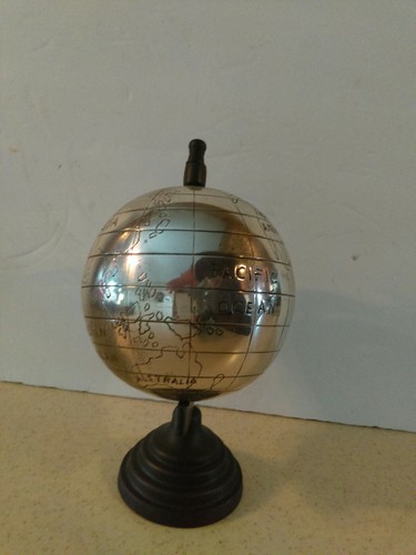 WORLD GLOBE CHROME FINISH ROTATING BROWN  METAL STAND  8.5