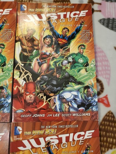 Justice League, Vol. 1: Origin, The New 52 - TPB Johns