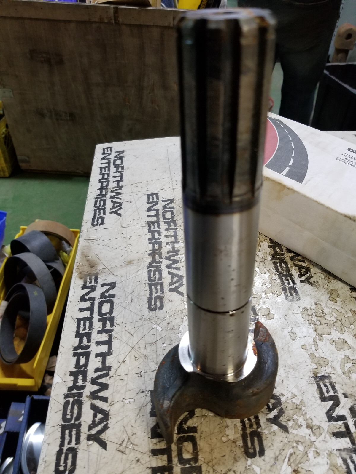 04-570742 DAYTON PARTS AIR BRAKE CAMSHAFT 04570742 - Picture 4 of 6