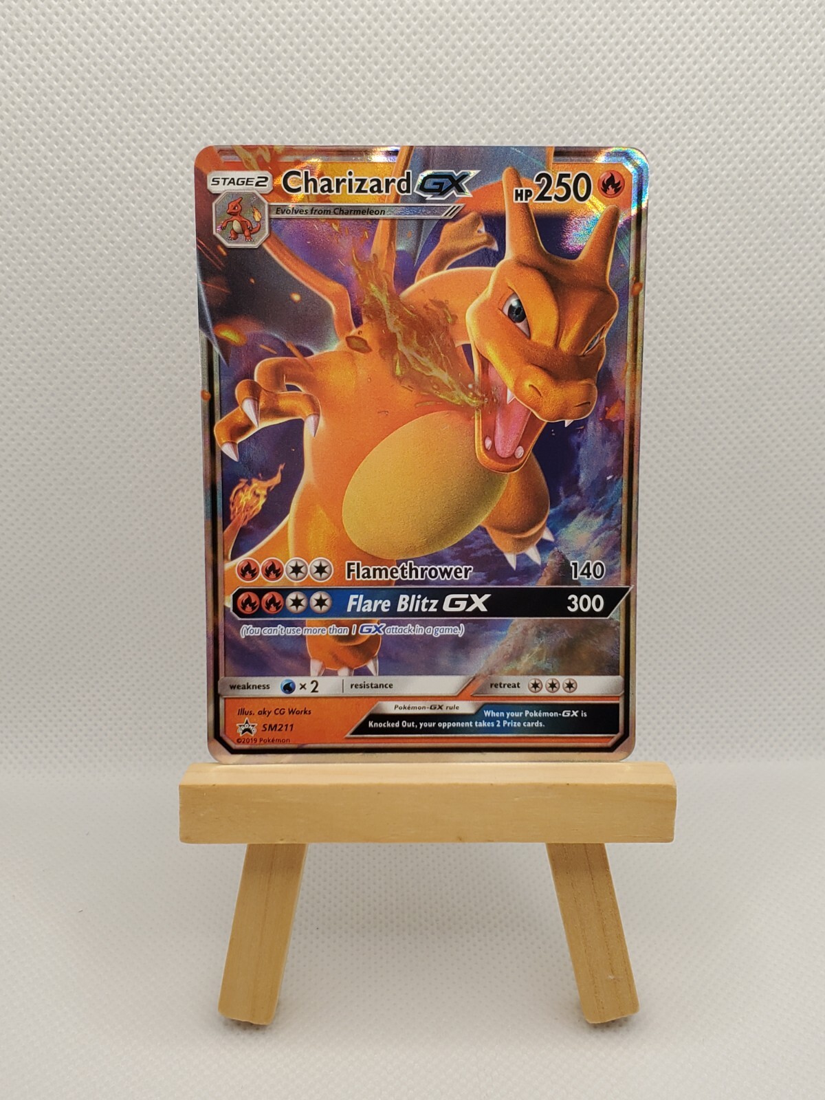 Pokemon TCG Hidden Fates Charizard GX Promo Holo #SM211 NM