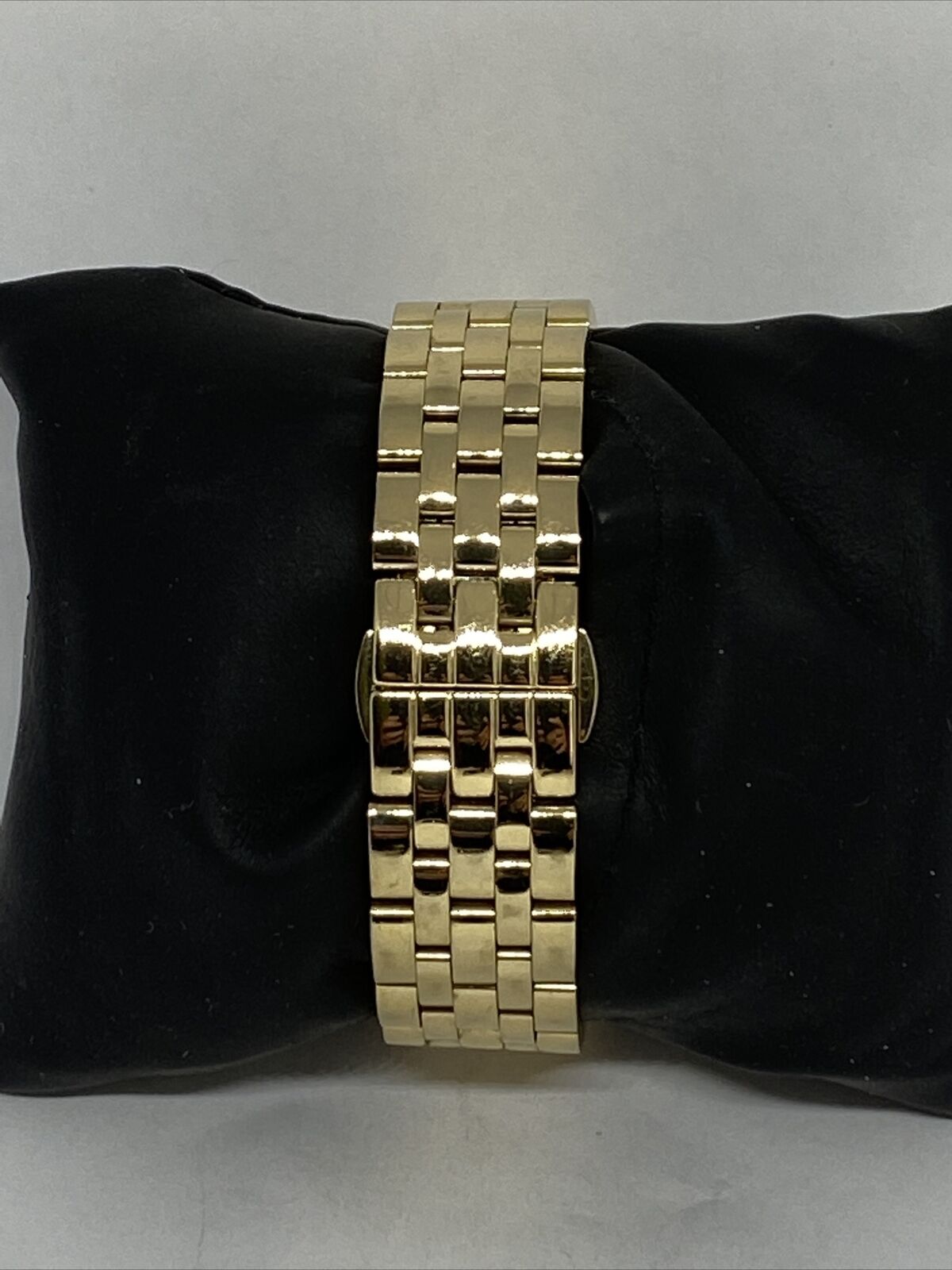 Kate Spade 0847 Women's Stainless Steel Analog Dial Quartz Kate Spade 0847 Women's Stainless Steel Analog Dial Quartz