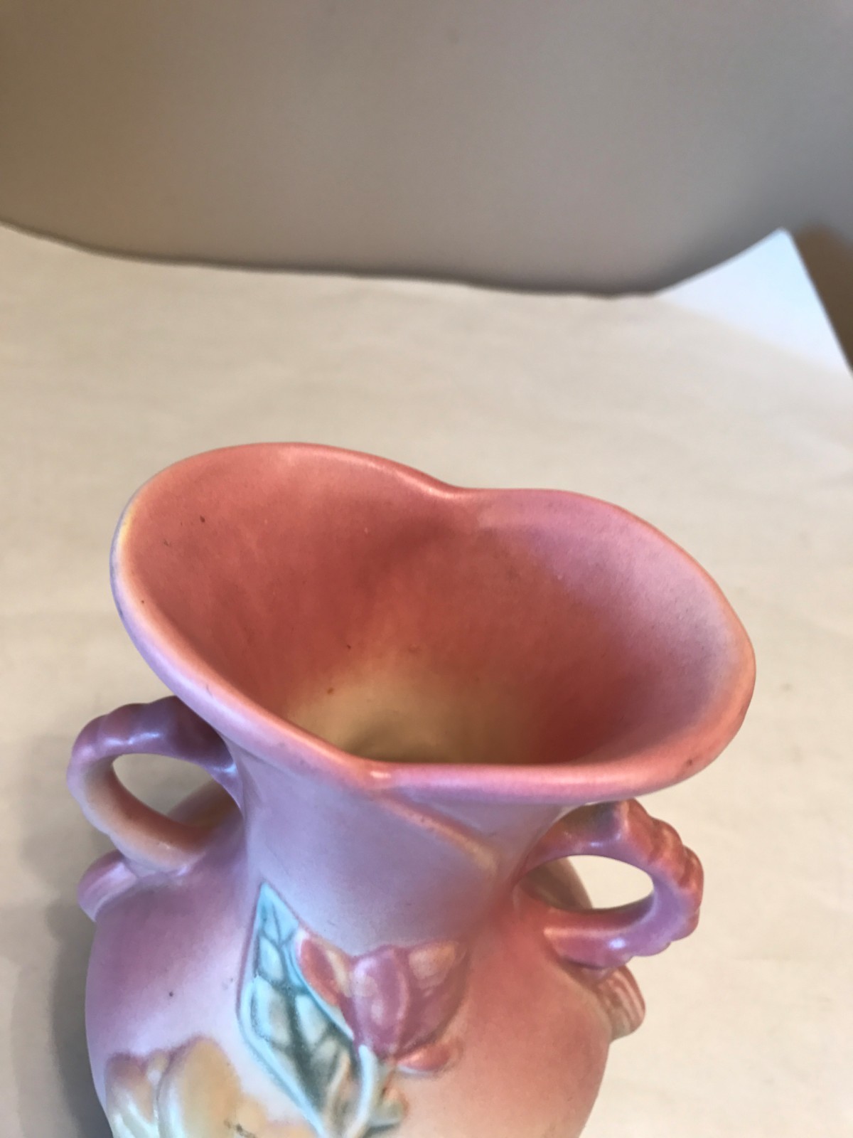 Hull Vase Magnolia 15 ~ Hull Art Pottery