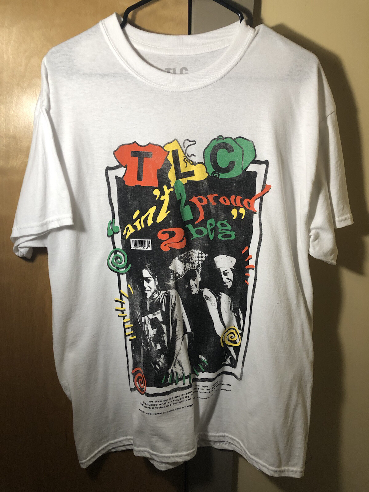 mens small white t shirt