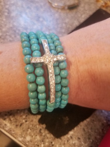 SOUTHWEST STYLE Bracelet Genuine Turquoise Stones With Rhinestone Cross