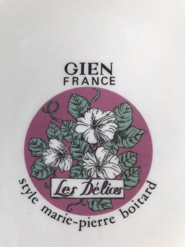 Vintage GIEN France Porcelain LES DELICES  12 1/2