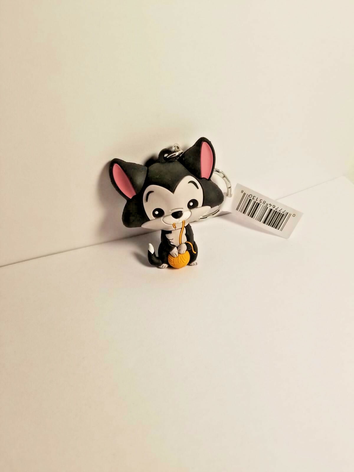 Disney Figural Keyring Series 19 Figaro Cat Blind Bag Figure NEW