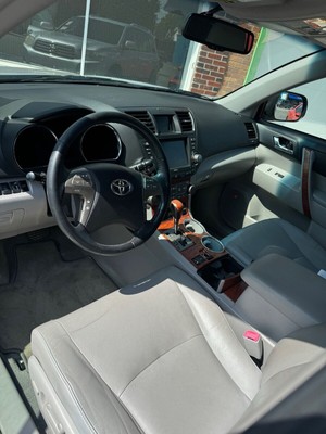 image 1 of interior