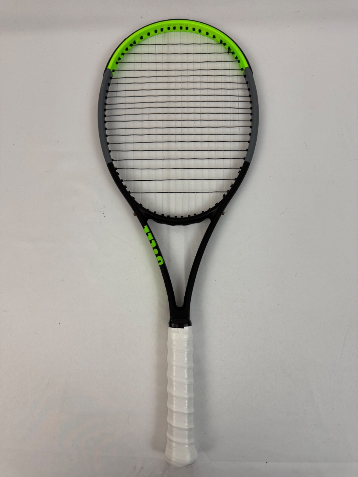 Wilson Blade 98 18x20 V7, 4 3/8 Very Good Condition | eBay