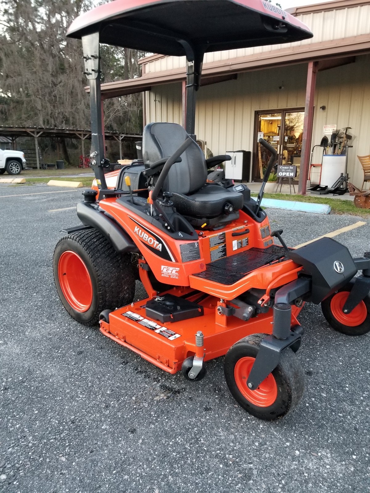 2018 Kubota Zero Turn ZD1211 60