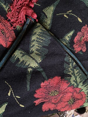 Heritage Group Poppies Tapestry 13  X 54   Table Runner