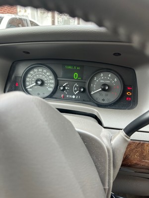 image 4 of interior