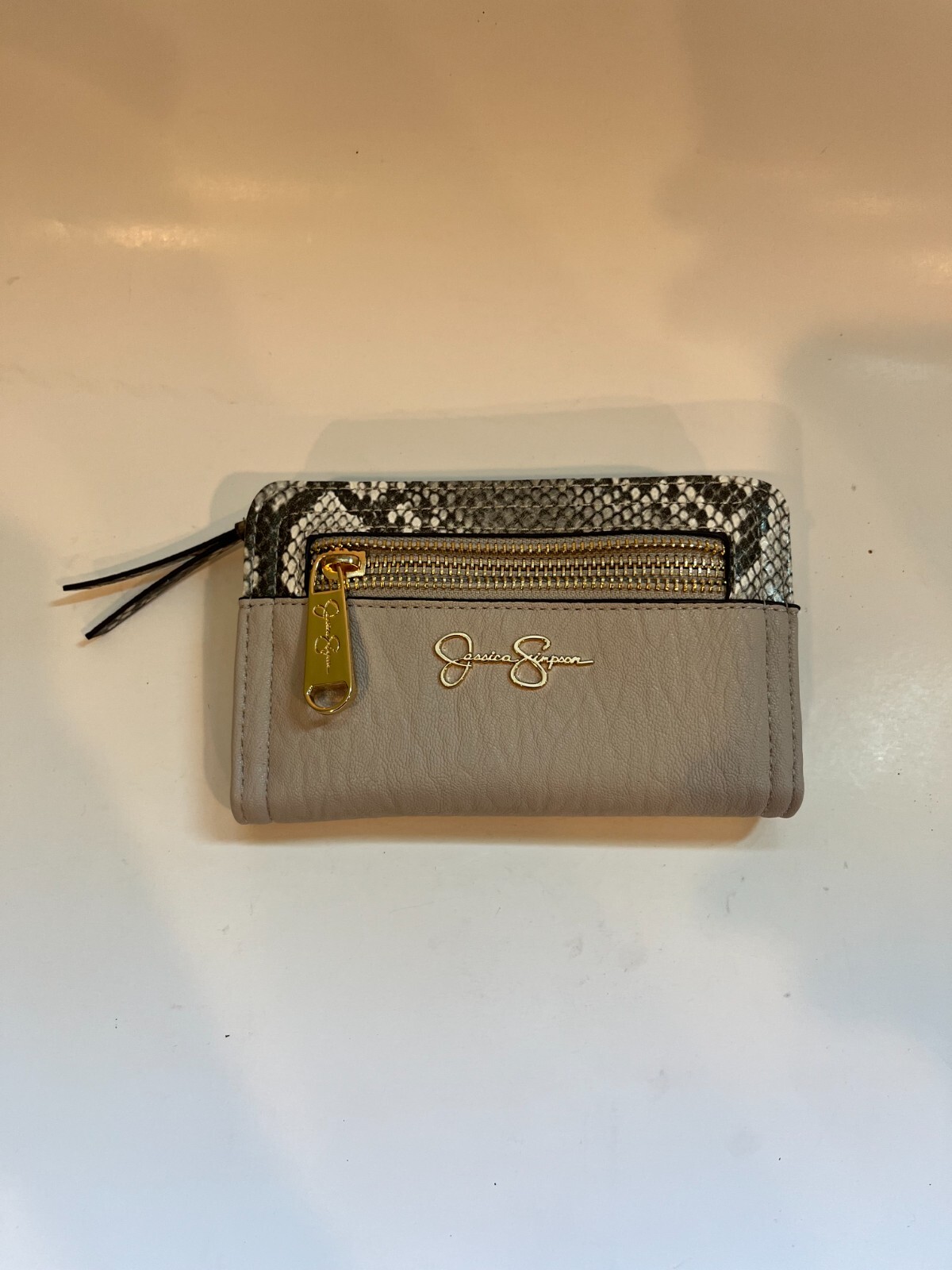 Jessica Simpson grey (Quartz) Medium open flap Zip Around
