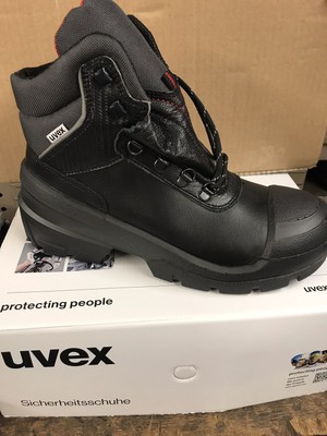 uvex quatro safety boots