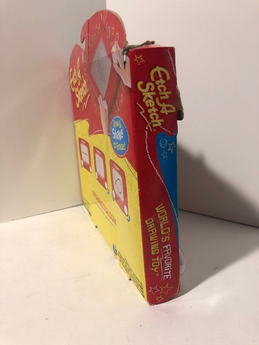 Etch A Sketch - Classic - Red - Packaging Slightly Opened