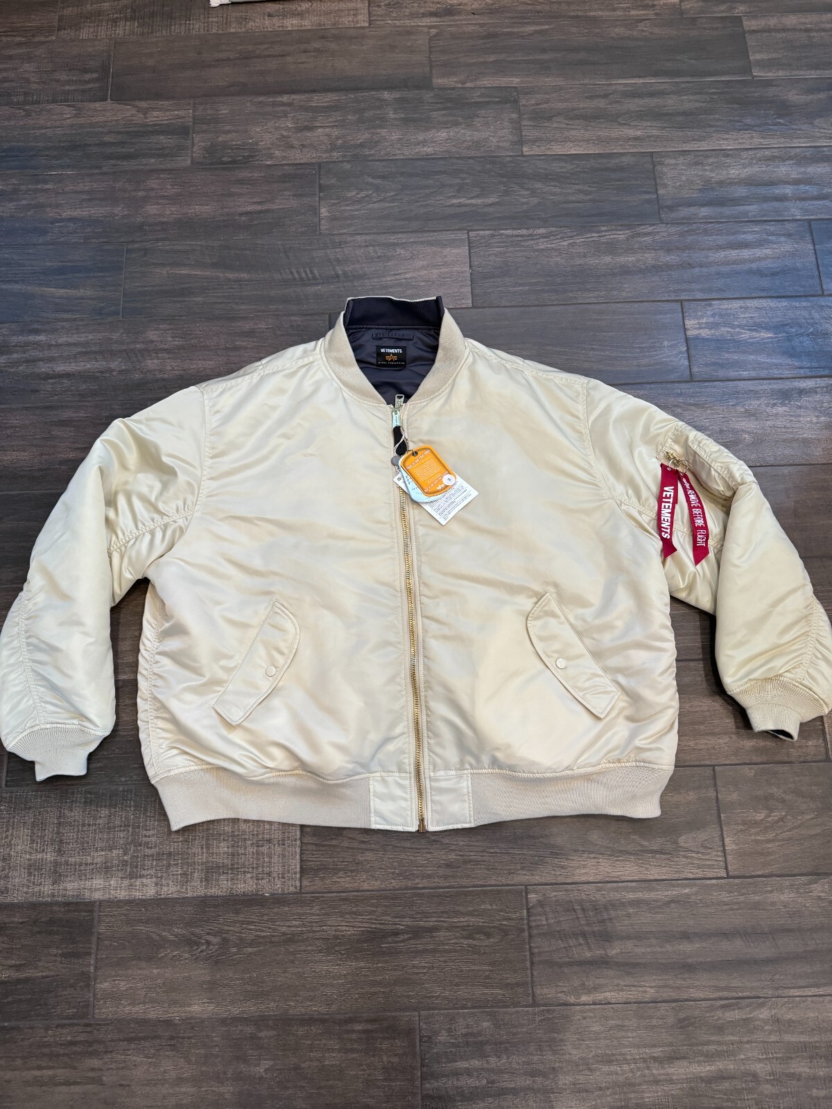 Size S (Fitx XL) - Vetements x Alpha Industries Reworked Size S (Fitx XL) - Vetements x Alpha Industries Reworked