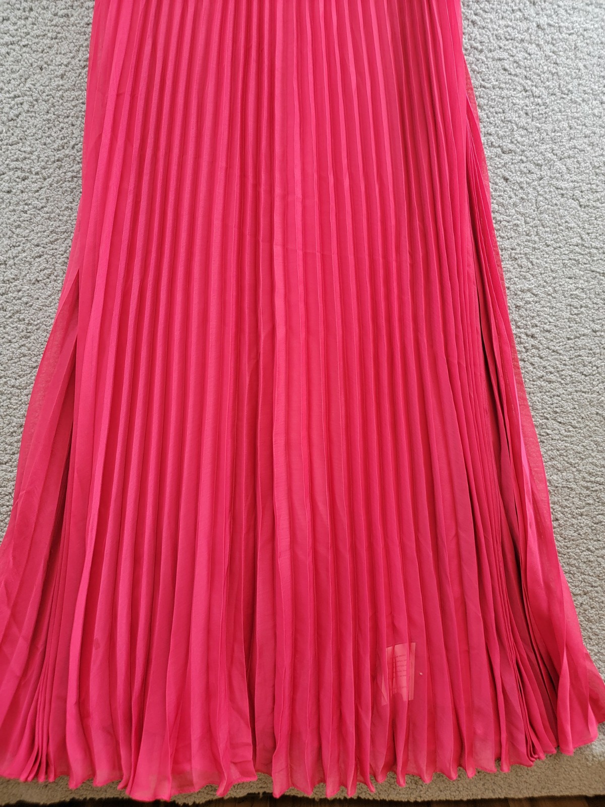 AQUA Pleated Chiffon Gown Women's 12 Red Solid Sweetheart Neck Back Zip Closure - Picture 4 of 18