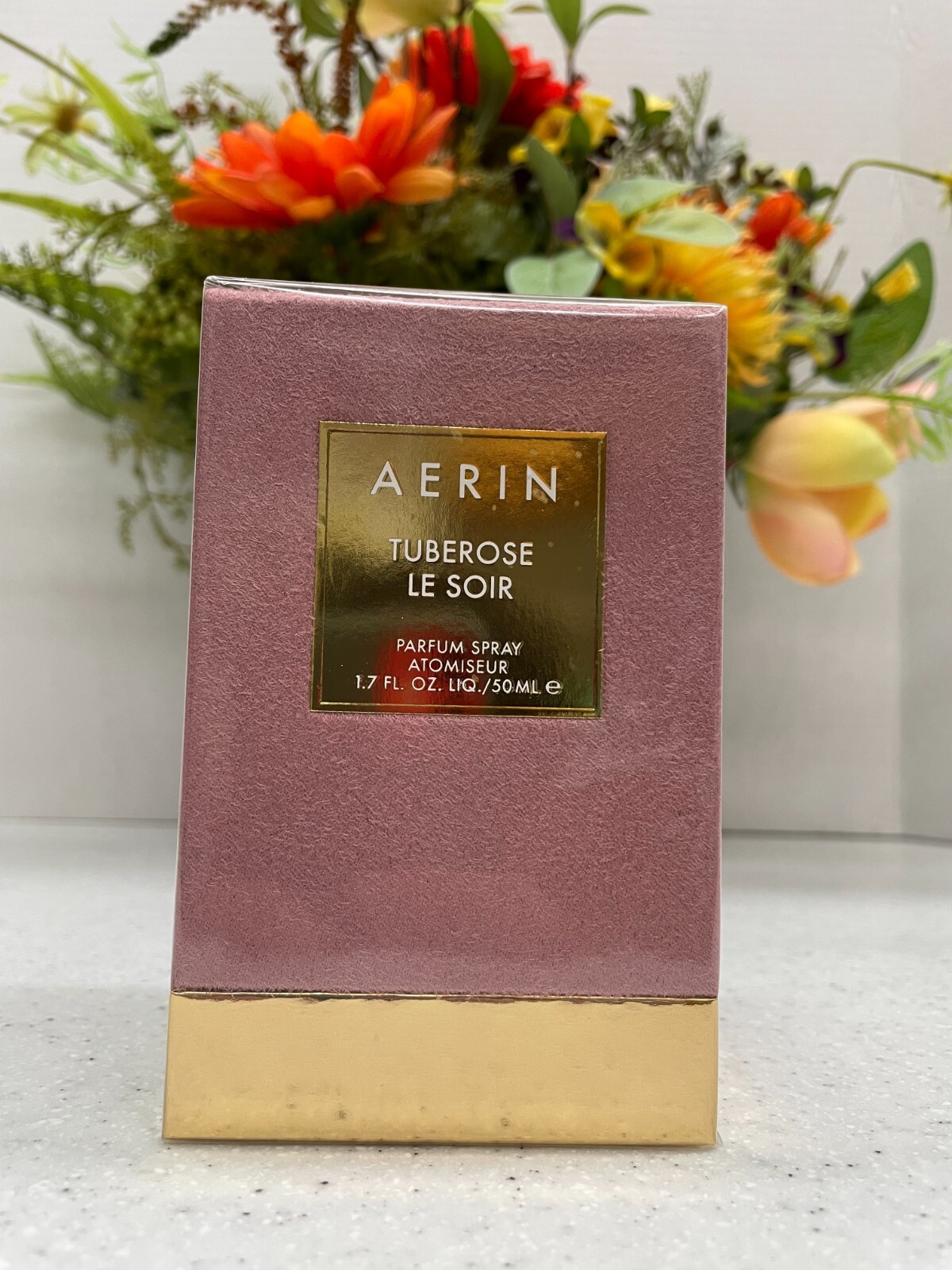香水(ユニセックス) AERIN TUBEROSE LE SOIR 50ml Amazon.com : AERIN Tuberose Le Soir Parfum Spray - 1.7 fl oz
